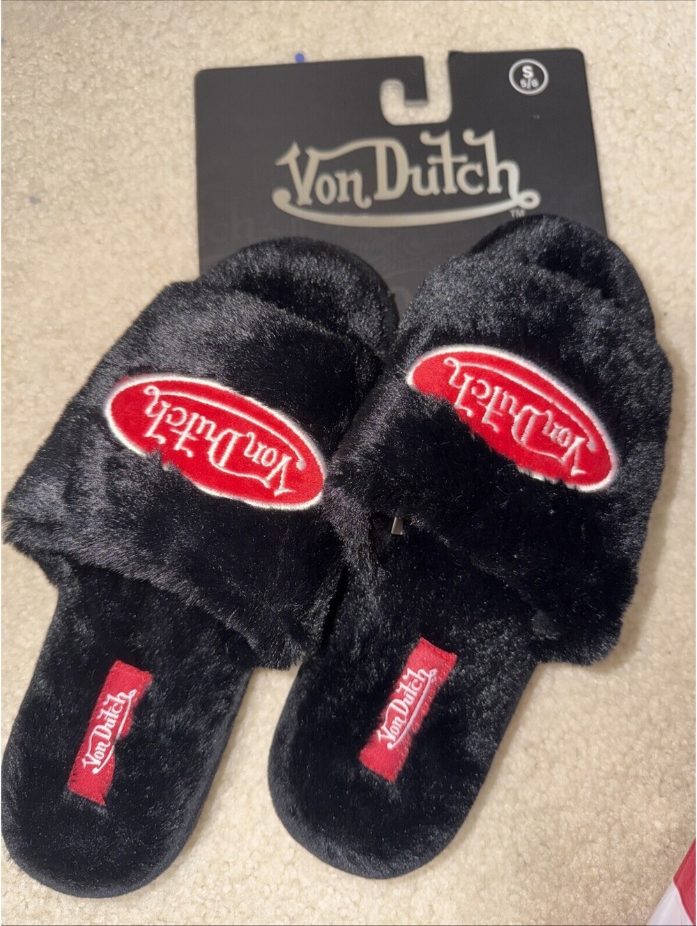 Von Dutch Red Black Faux Fur Slippers. Womens 5/6